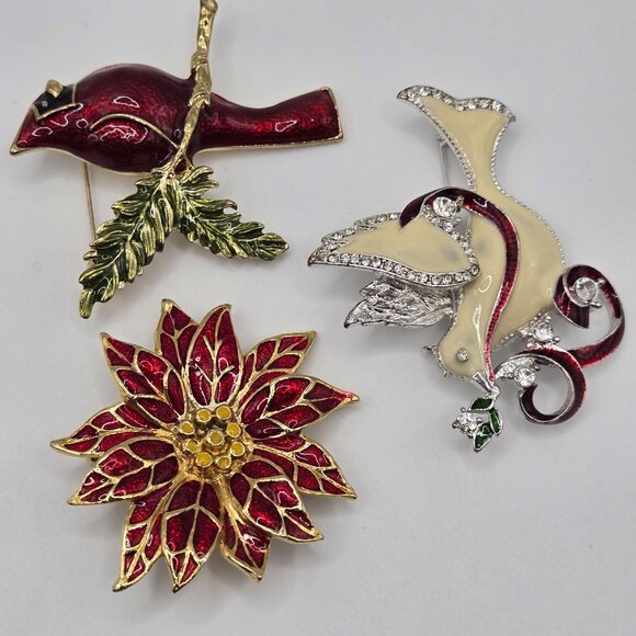 Christmas Brooch Set 3PC Holiday Festive Peace Dove Poinsettia Cardinal Bird Pin - Picture 9 of 14